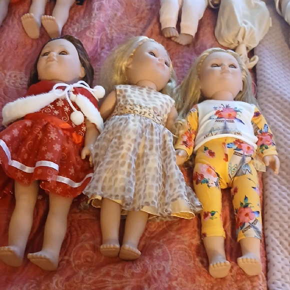 Stylish Doll Set with Red, Beige, and Yellow Outfits - Picture 1 of 7